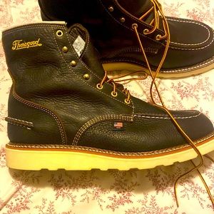 Thorogood moc toe boots brand new never warn
